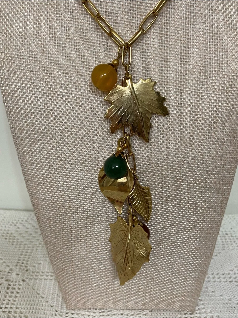 Vintage Gold Tone Autumn Leaf Charm Necklace Long Lariat Statement Jewelry